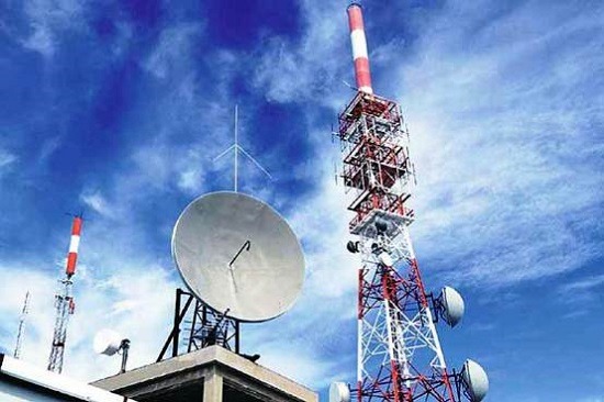 Government approved hiving off BSNL Towers into new company, sanctioned financial assistance of Rs 627 crore for surrendering 800MHz CDMA Spectrum