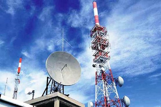BSNL is installing 25,000 more towers to improve the quality of service whereas private mobile companies are not improving services : Telecom Minister Ravi Shankar Prasad